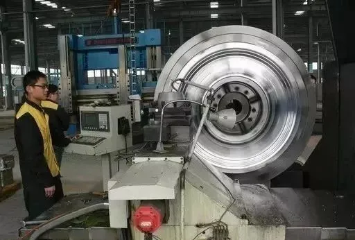 模具行业还有前途吗？掌握这篇文章！